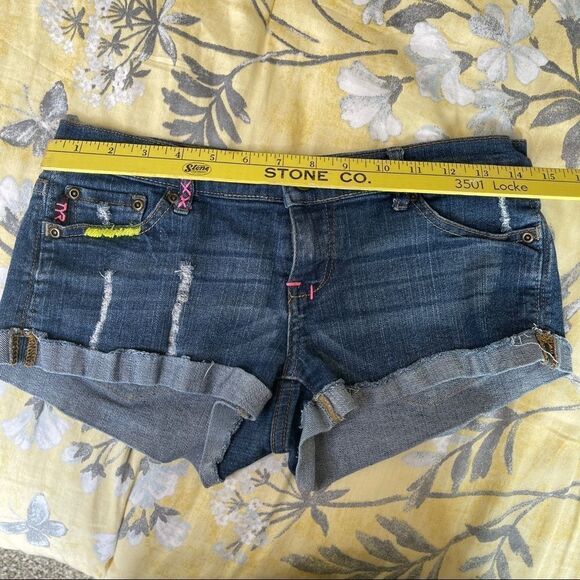 TYR Embroidered Cut Off Denim Shorts - Small - Picture 5 of 8